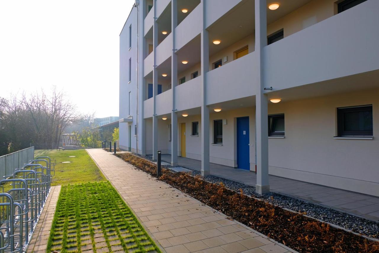 Design Nr 2 Mit Terrasse Und Parkplatz Apartment *